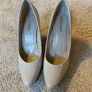 Ellen Tracy size 7
